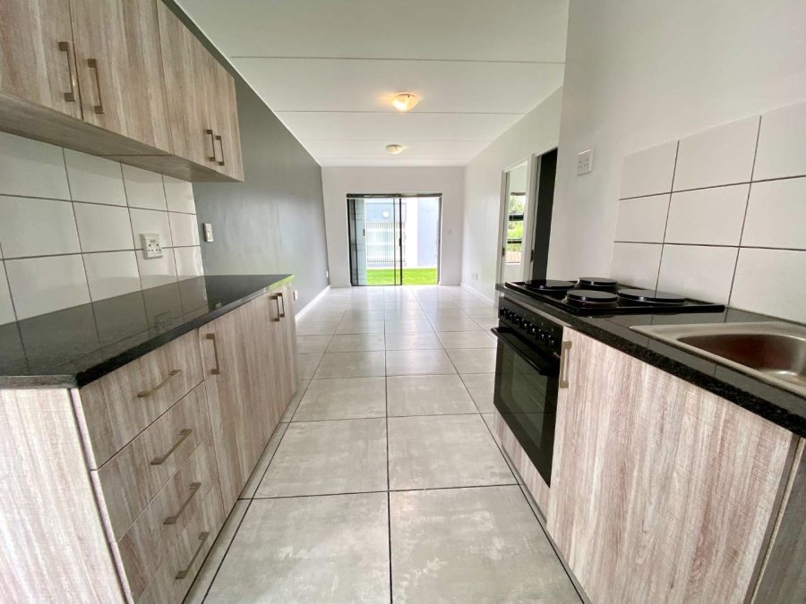 2 Bedroom Property for Sale in Aan de Wijnlanden Western Cape
